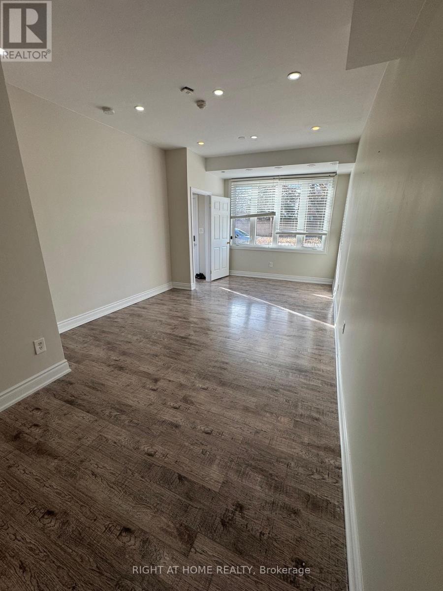 8 - 1250 St. Martins Drive E, Pickering, Ontario  L1W 0A2 - Photo 12 - E12679052