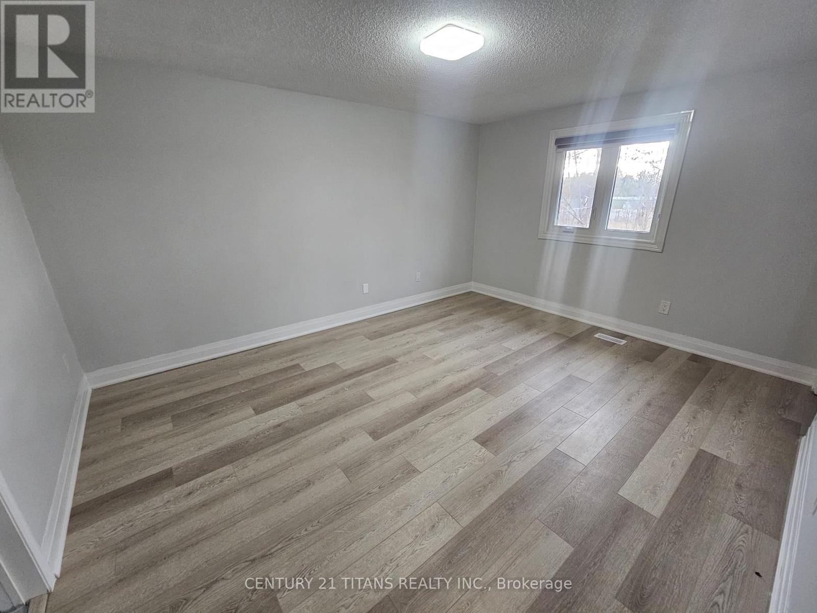 Main Floor - 1959 Dalhousie Crescent, Oshawa, Ontario  L1G 8C3 - Photo 3 - E12679064