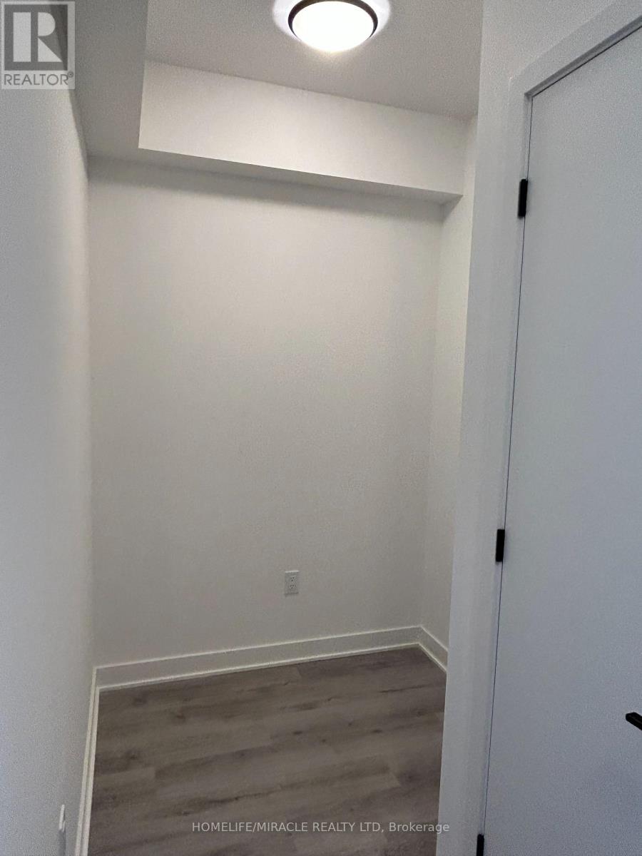 3205 - 36 Zorra Street, Toronto, Ontario  M8Z 0G5 - Photo 5 - W12671072