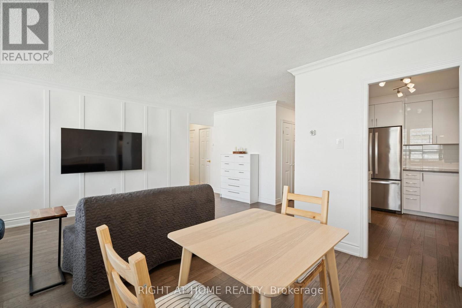 1120 - 451 The West Mall, Toronto, Ontario M9C 1G1 - Photo 14 - W12679066