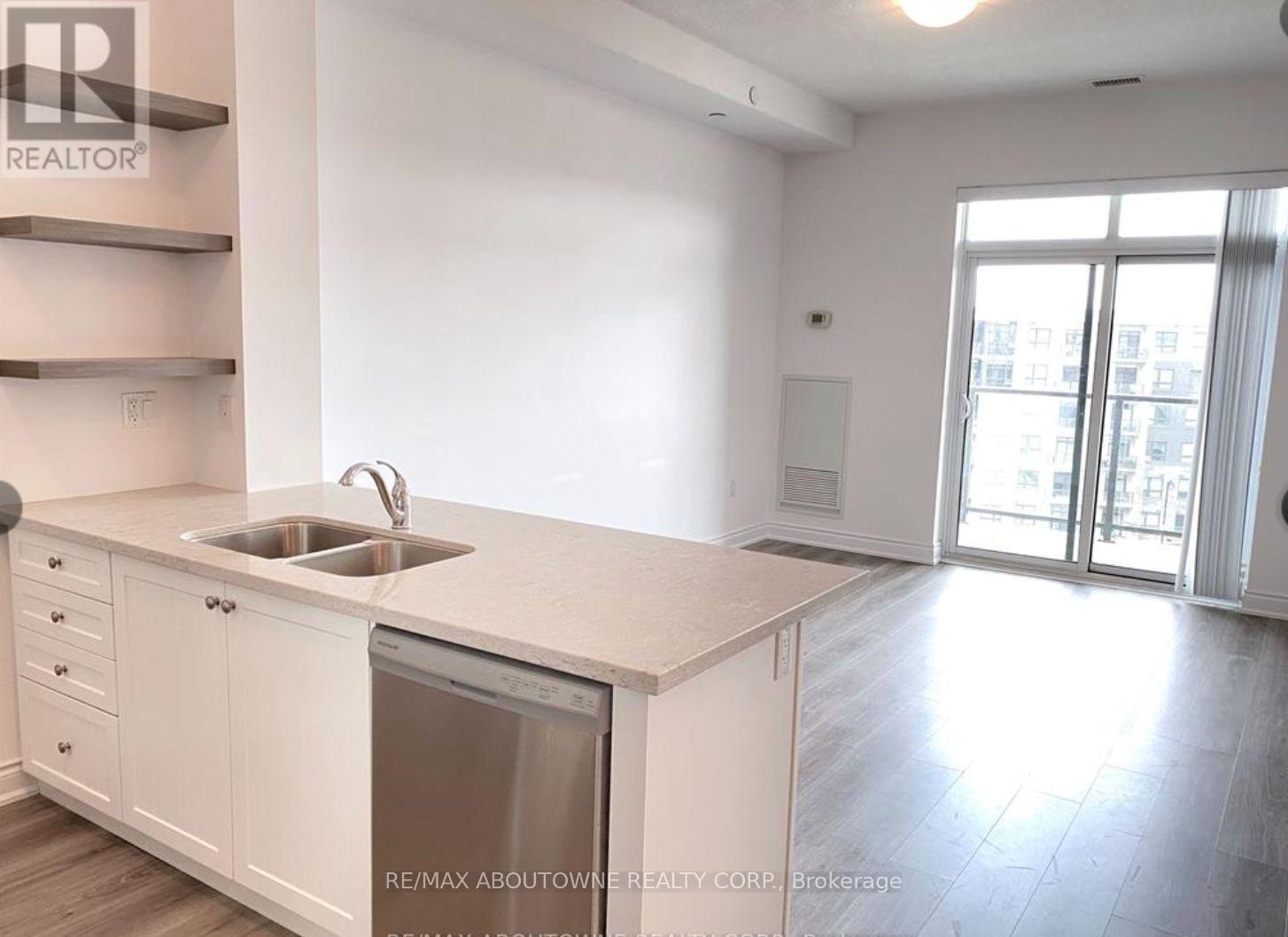 606 - 125 Shoreview Place, Hamilton, Ontario  L8E 0K3 - Photo 6 - X12679058