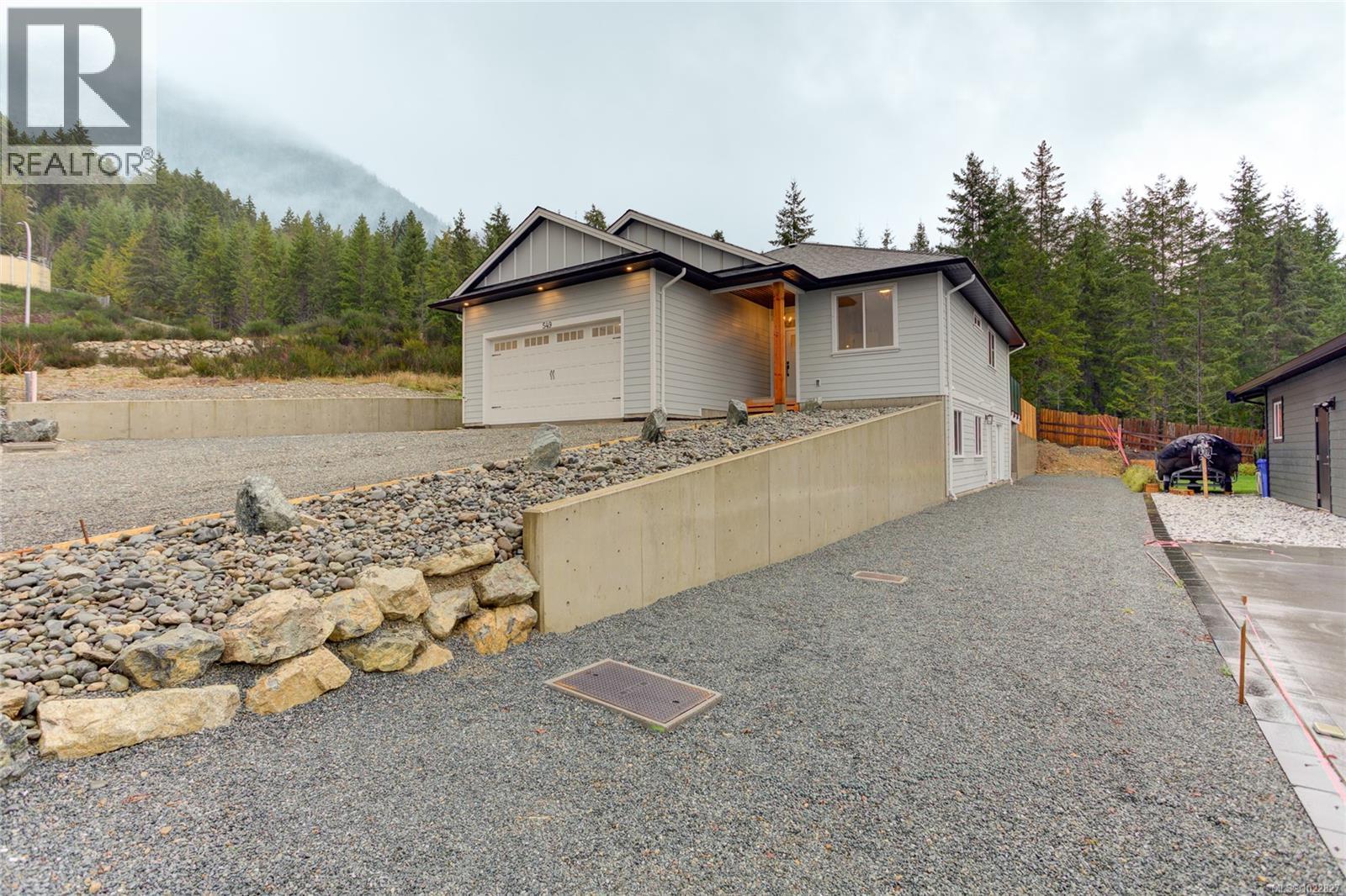 549 Mountain View Dr, Lake Cowichan, British Columbia  V0R 2G0 - Photo 44 - 1022827