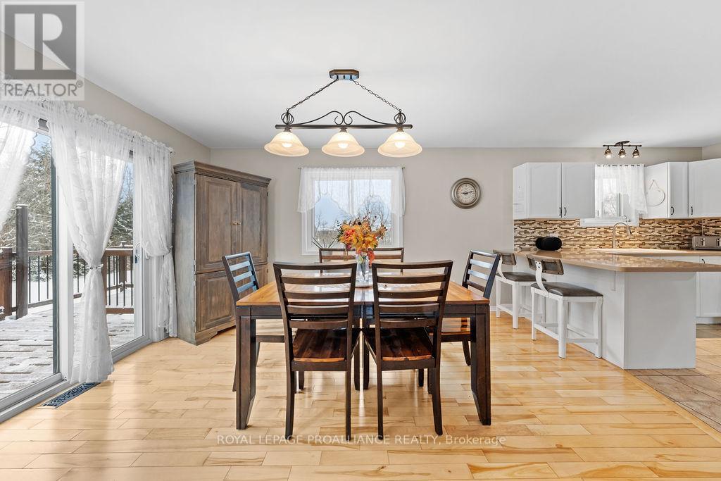 15 Gore Street, Loyalist, Ontario  K0H 2H0 - Photo 10 - X12679104