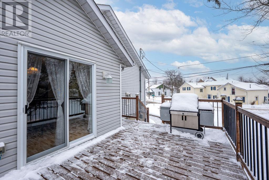 15 Gore Street, Loyalist, Ontario  K0H 2H0 - Photo 13 - X12679104