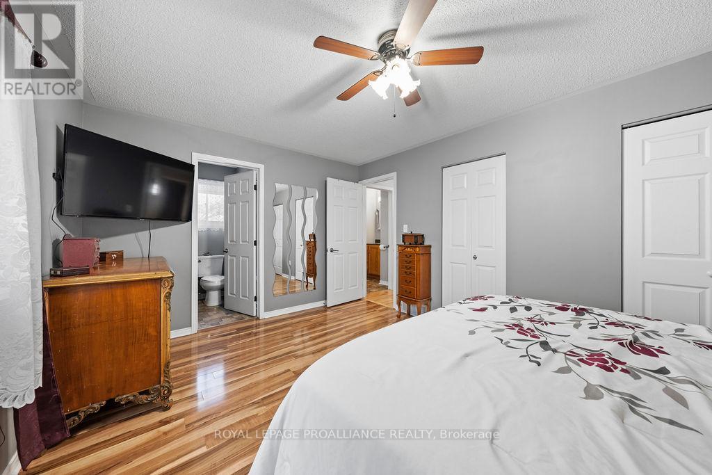 15 Gore Street, Loyalist, Ontario  K0H 2H0 - Photo 28 - X12679104