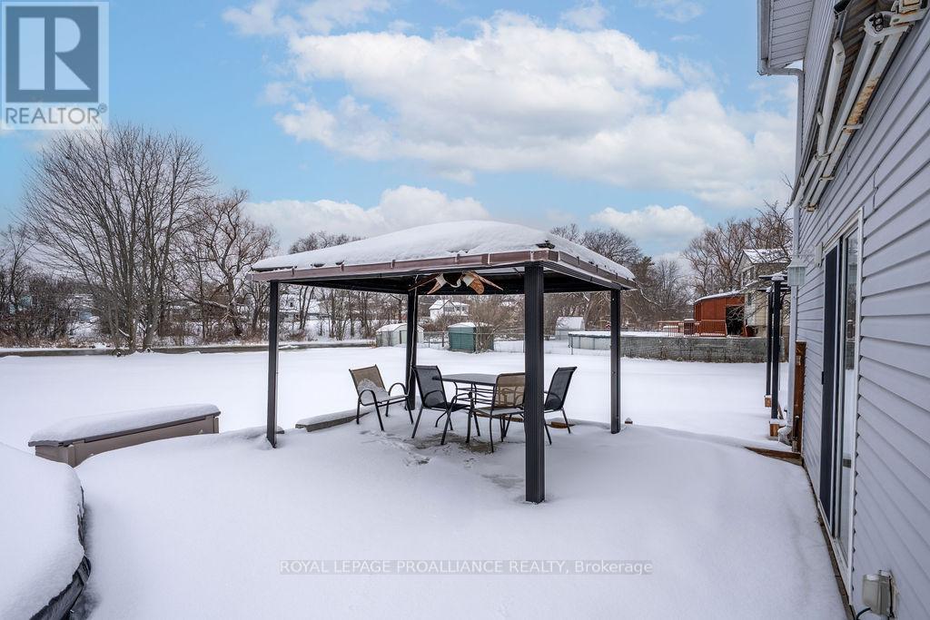 15 Gore Street, Loyalist, Ontario  K0H 2H0 - Photo 35 - X12679104