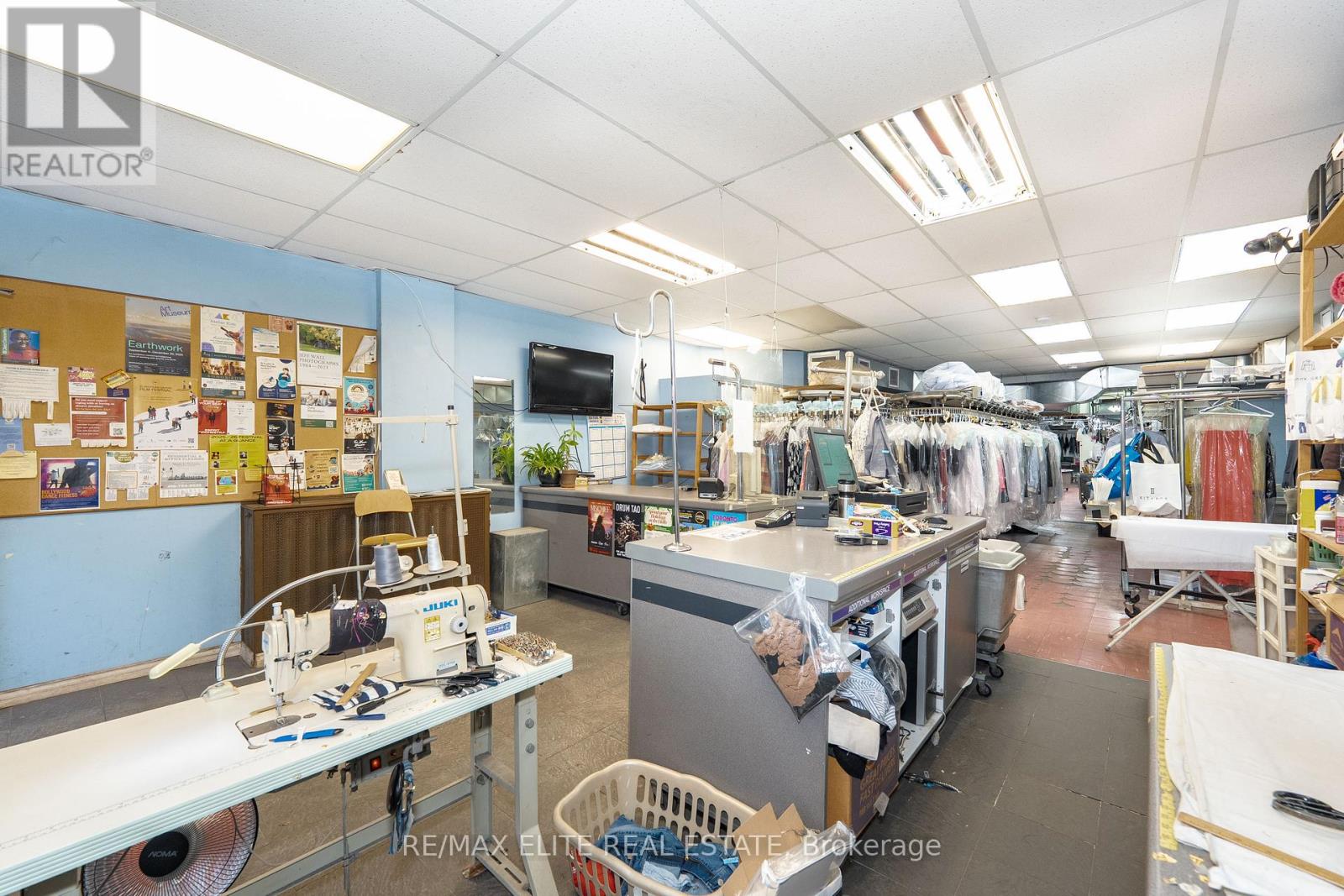 Unknown Address, ,    - Photo 4 - C12676852