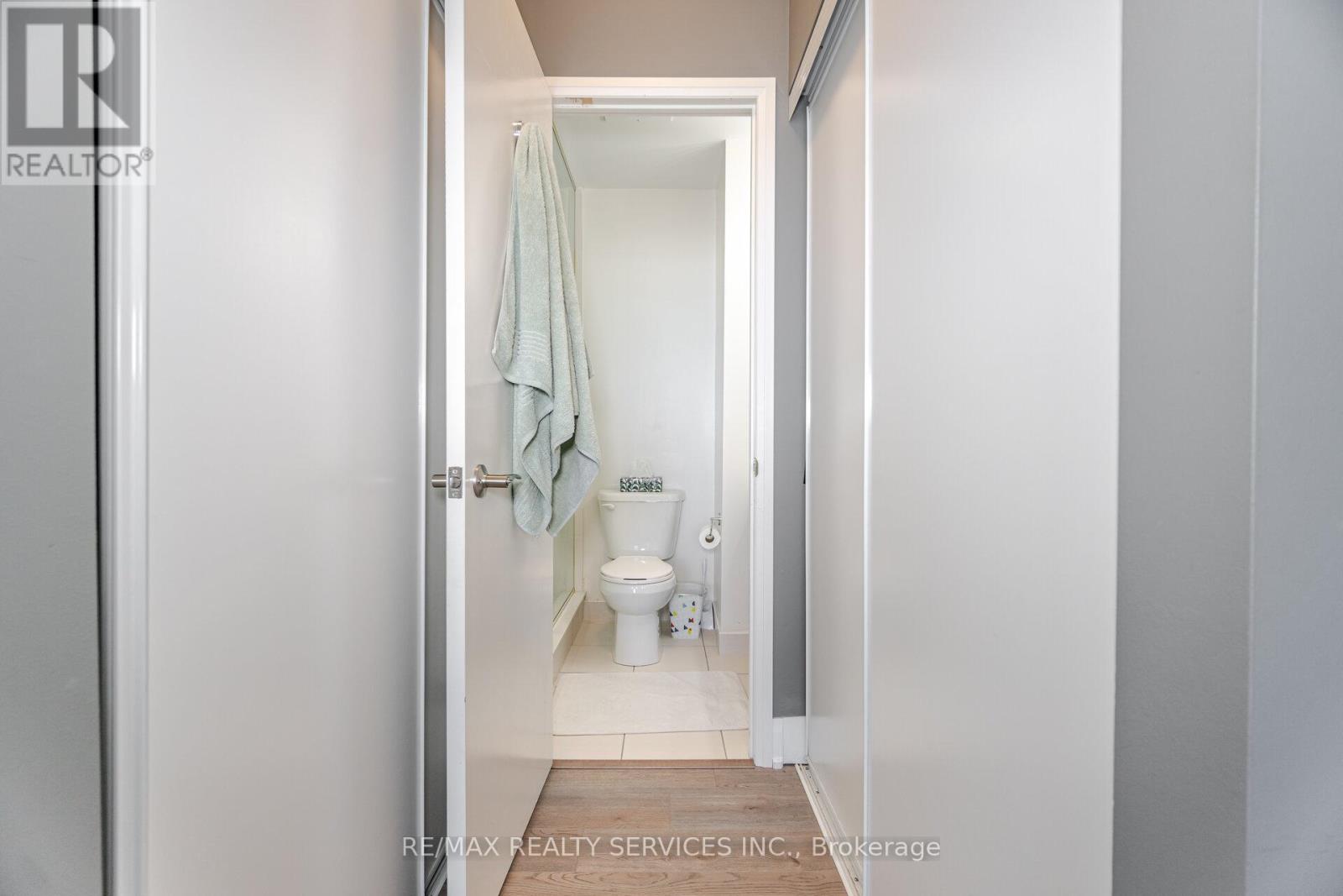 2902 - 2900 Highway 7 Road, Vaughan, Ontario  L4K 0G3 - Photo 14 - N12642074