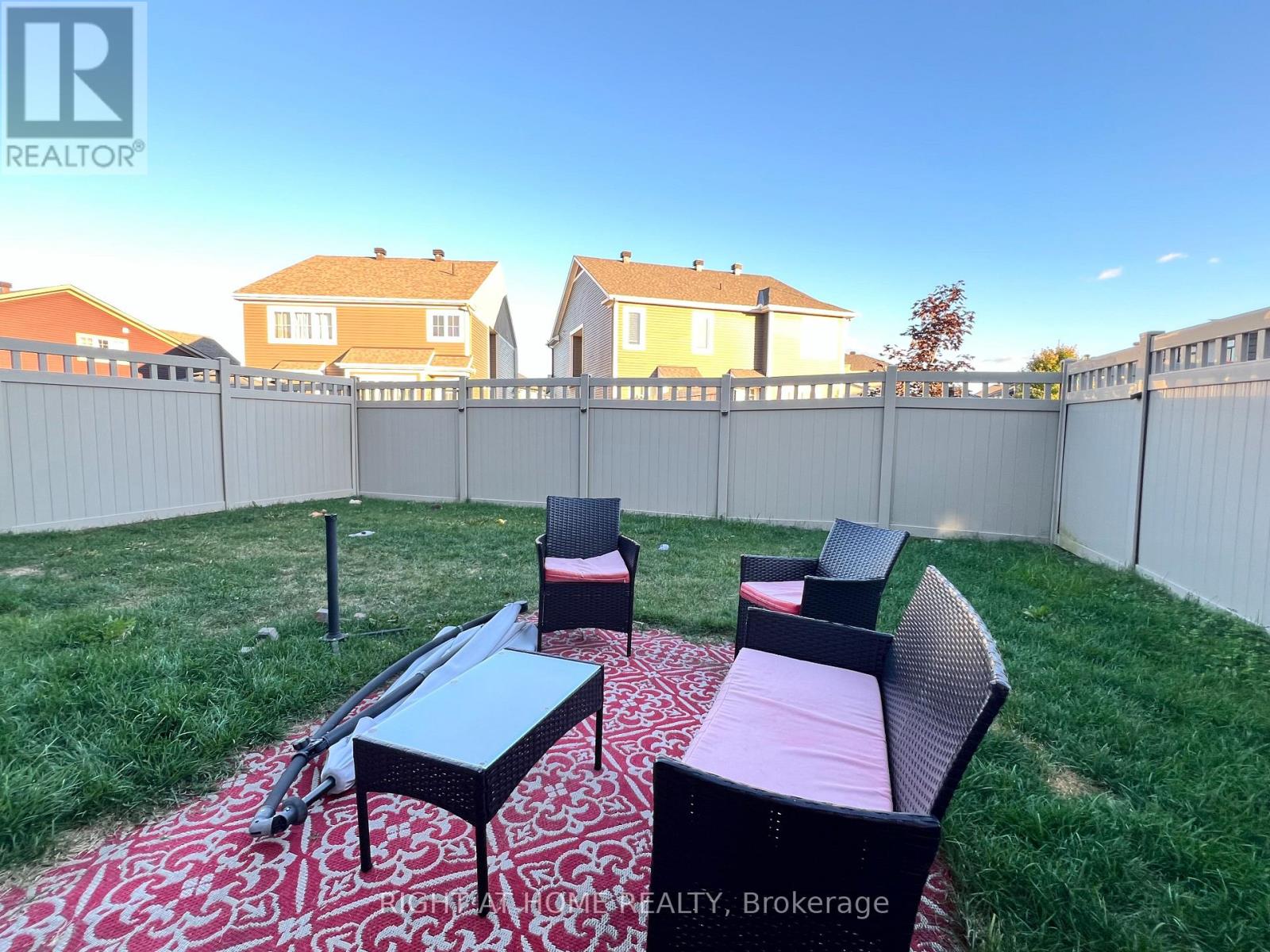 529 Honeylocust Avenue, Ottawa, Ontario  K2V 0K9 - Photo 18 - X12481371