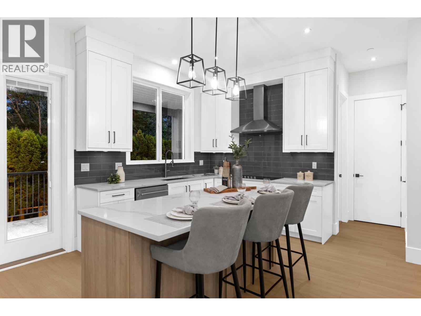 11048 243b Street, Maple Ridge, British Columbia  V2W 1H5 - Photo 6 - R3077696