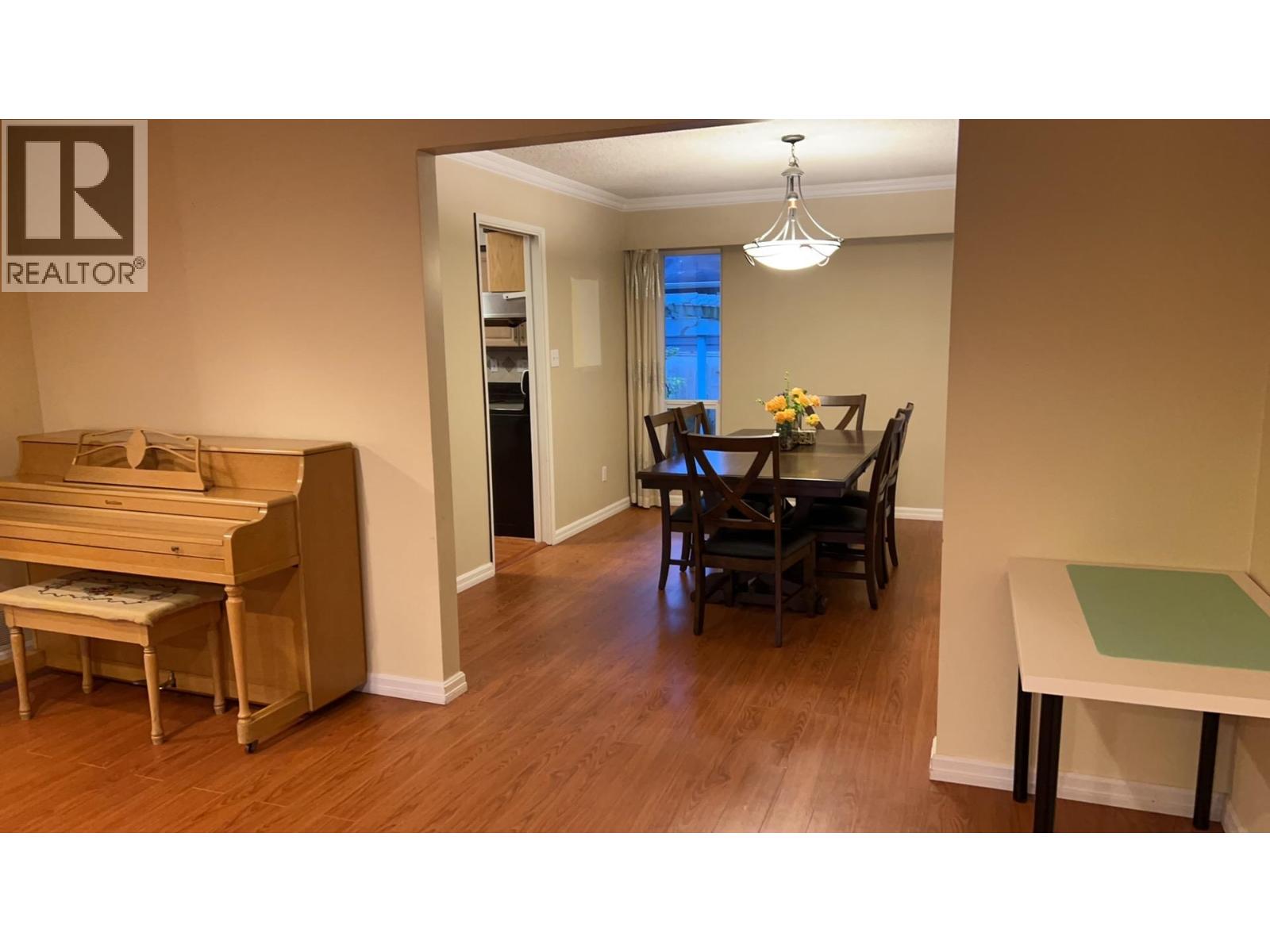 10811 Rosetti Court, Richmond, British Columbia  V7E 4B8 - Photo 5 - R3077697