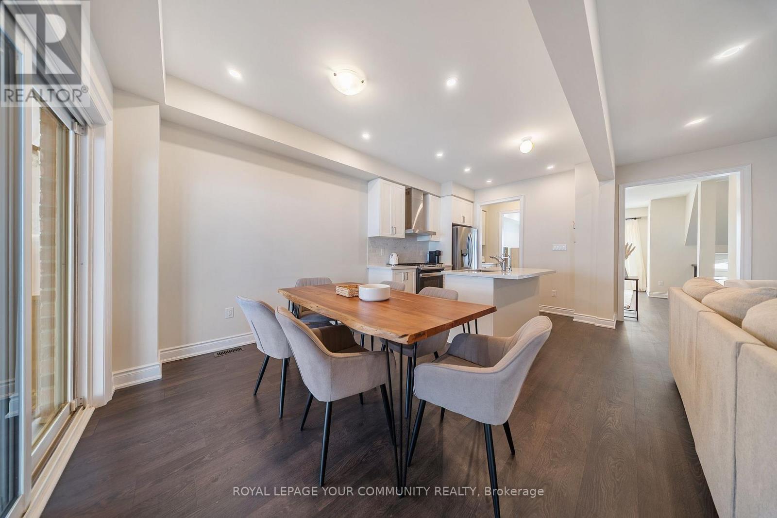 44 Janes Crescent, New Tecumseth, Ontario  L9R 0V9 - Photo 11 - N12679106