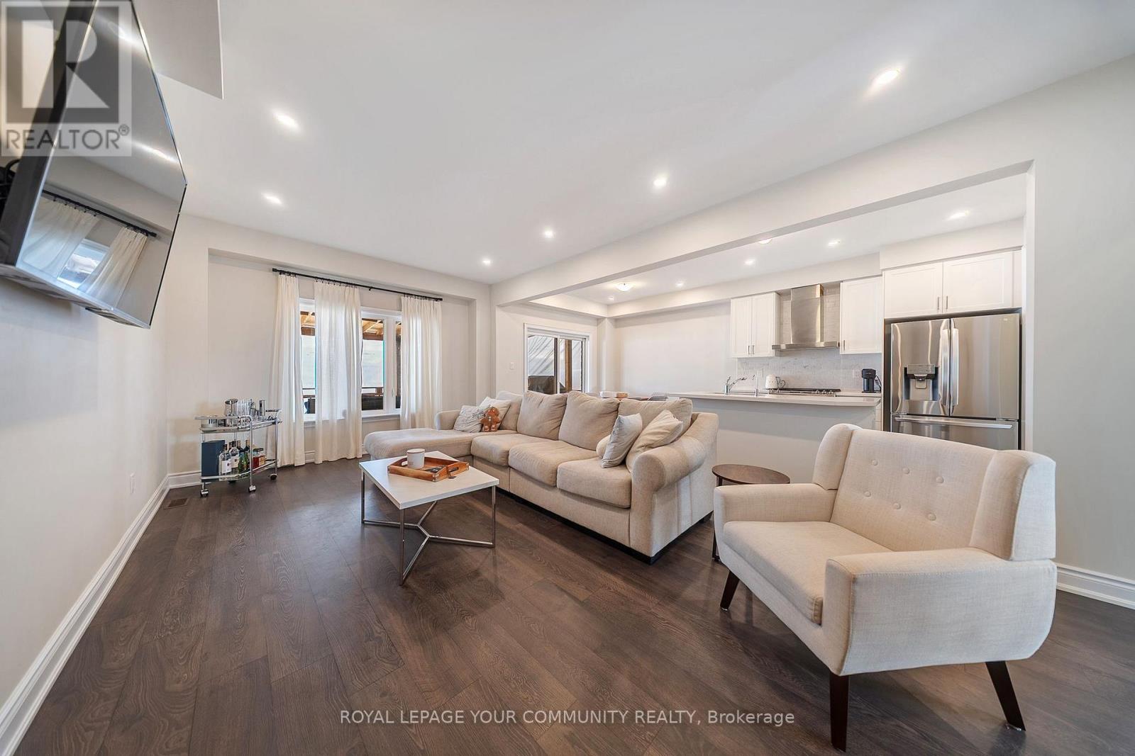 44 Janes Crescent, New Tecumseth, Ontario  L9R 0V9 - Photo 7 - N12679106