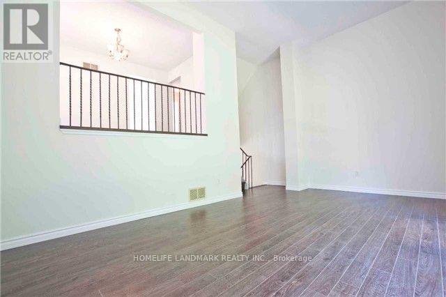 16 New Port Way, Markham, Ontario  L3T 5G4 - Photo 6 - N12679122