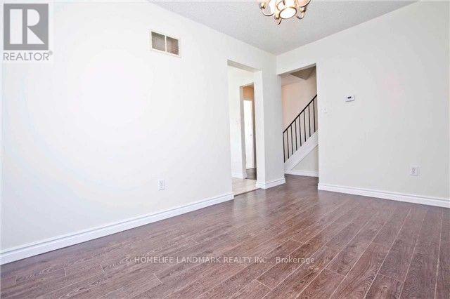 16 New Port Way, Markham, Ontario  L3T 5G4 - Photo 8 - N12679122