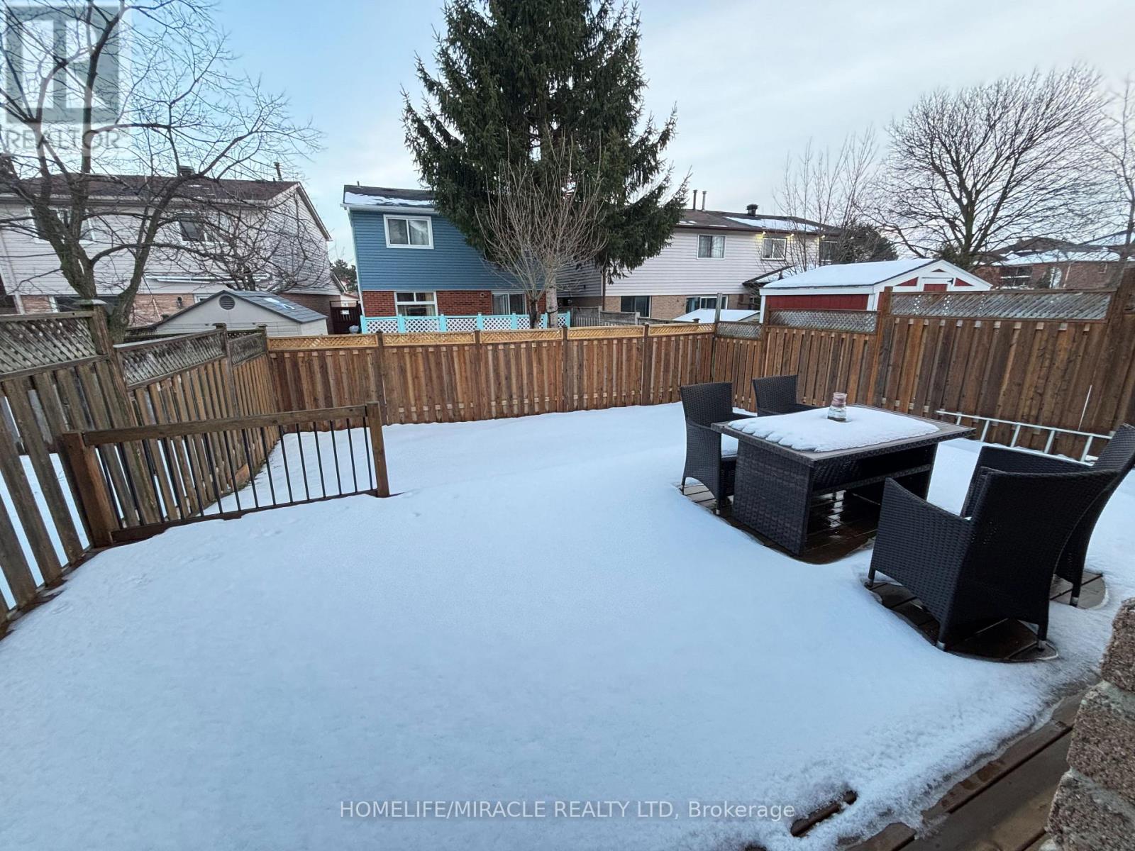 55 Cowan Road, Brampton, Ontario  L6X 2P9 - Photo 3 - W12677290