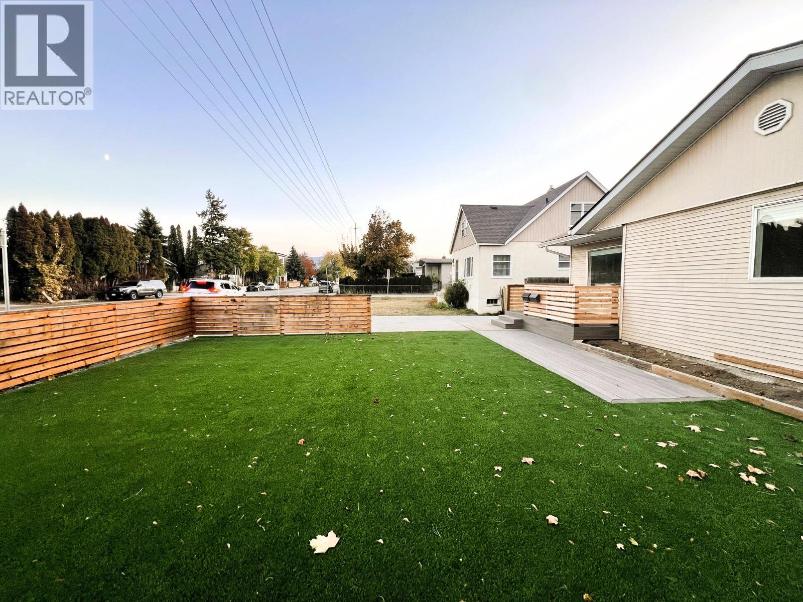 2174 Richter Avenue, Kelowna, British Columbia  V1Y 2P1 - Photo 28 - 10367294