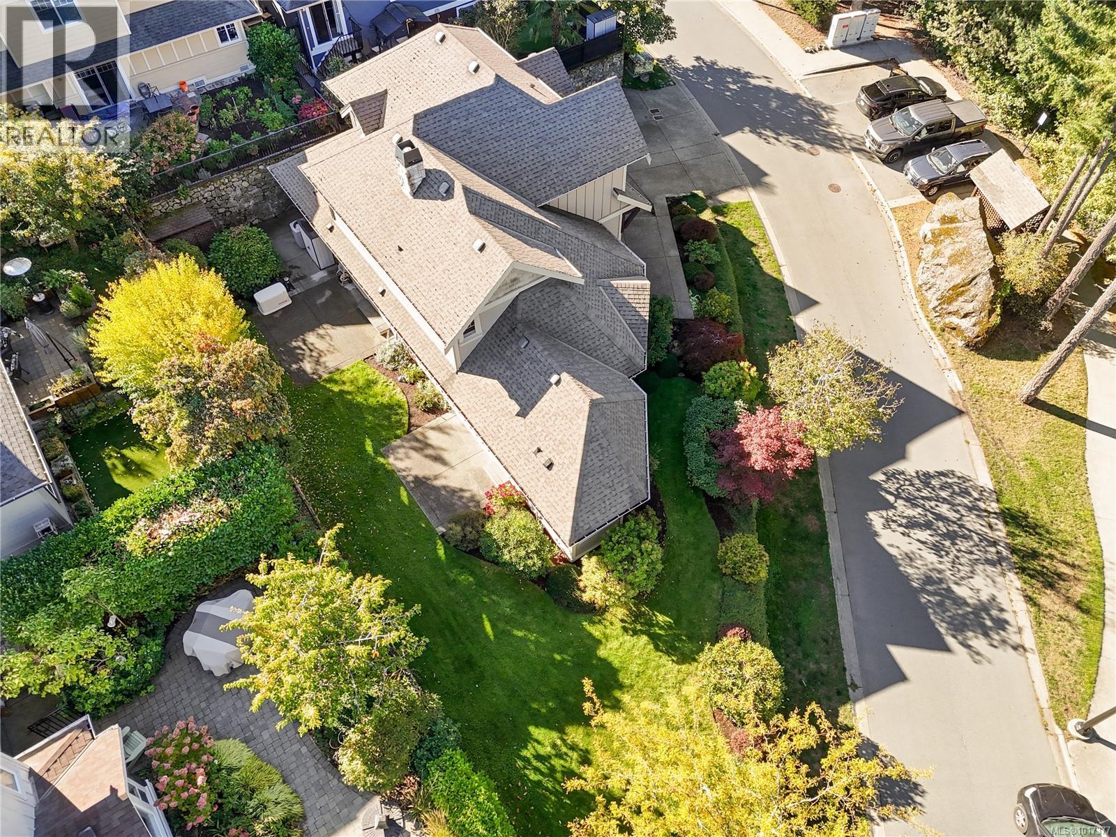 2151 Harrow Gate, Langford, British Columbia  V9B 6R5 - Photo 2 - 1017377