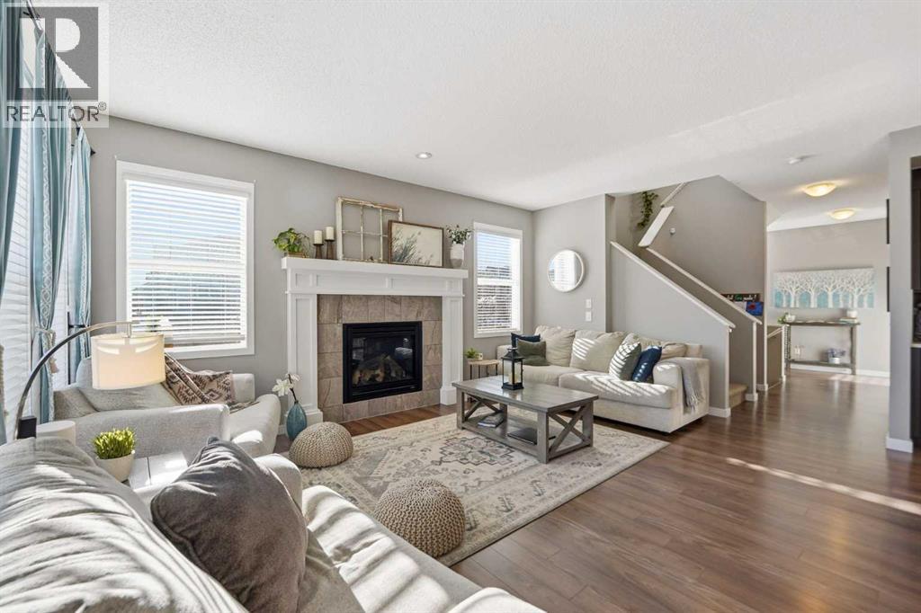 200 Kingsmere Cove Se, Airdrie, Alberta  T4A 0S1 - Photo 4 - A2277250