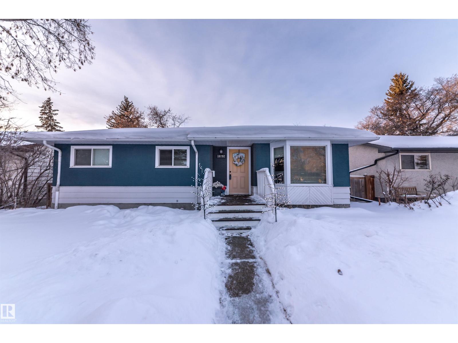 10792 165 St Nw, Edmonton, Alberta  T5P 3T5 - Photo 1 - E4468792
