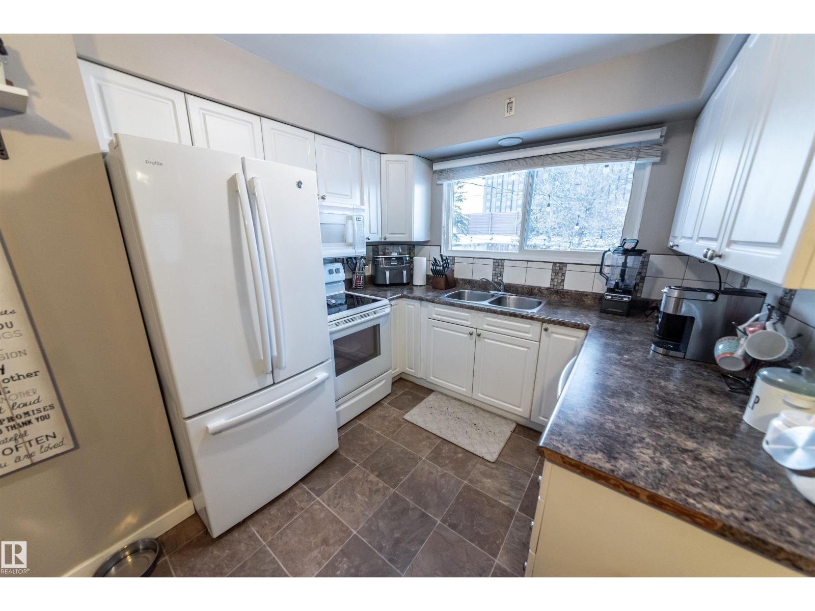 10792 165 St Nw, Edmonton, Alberta  T5P 3T5 - Photo 14 - E4468792