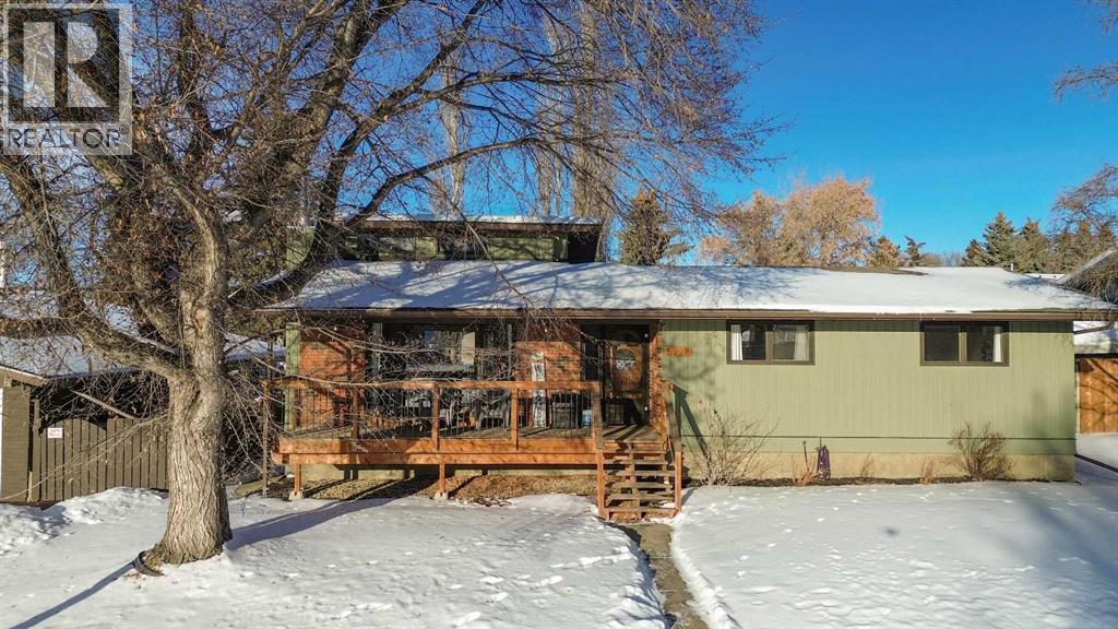 5228 40 Street, Innisfail, Alberta  T4G 1G5 - Photo 1 - A2278082