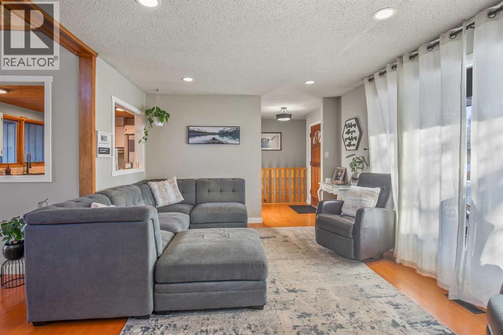 5228 40 Street, Innisfail, Alberta  T4G 1G5 - Photo 25 - A2278082