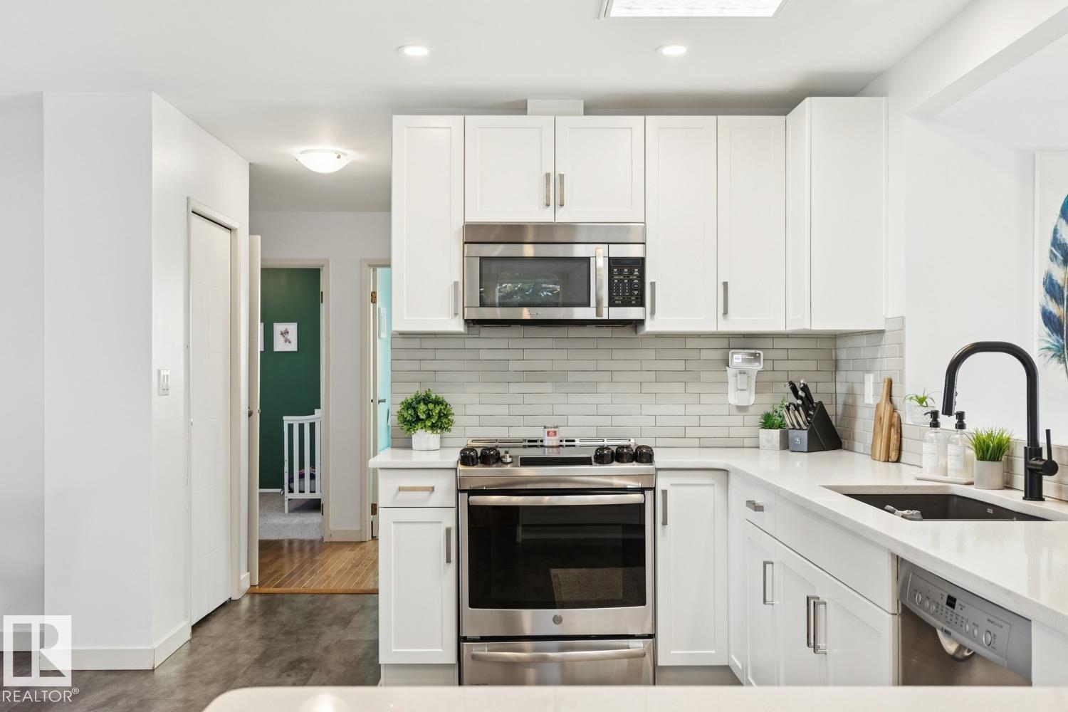 6412 36 Av Nw, Edmonton, Alberta T6L 1G2 - Photo 10 - E4469489