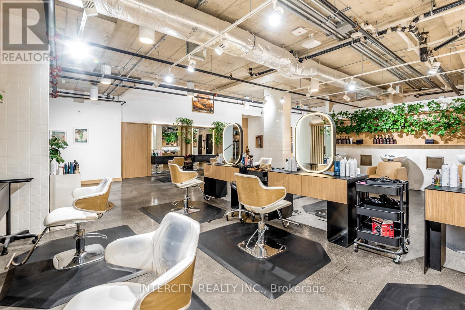 102 - 277 Davenport Road, Toronto, Ontario  M5R 1J9 - Photo 9 - C12679136