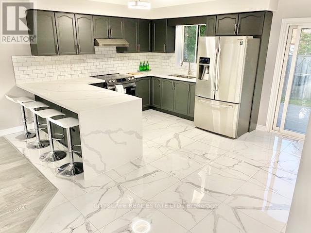 169 Cumming Drive, Barrie (Ardagh), Ontario L4N 0C8 - Photo 4 - S12679132