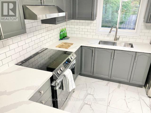 169 Cumming Drive, Barrie (Ardagh), Ontario L4N 0C8 - Photo 6 - S12679132