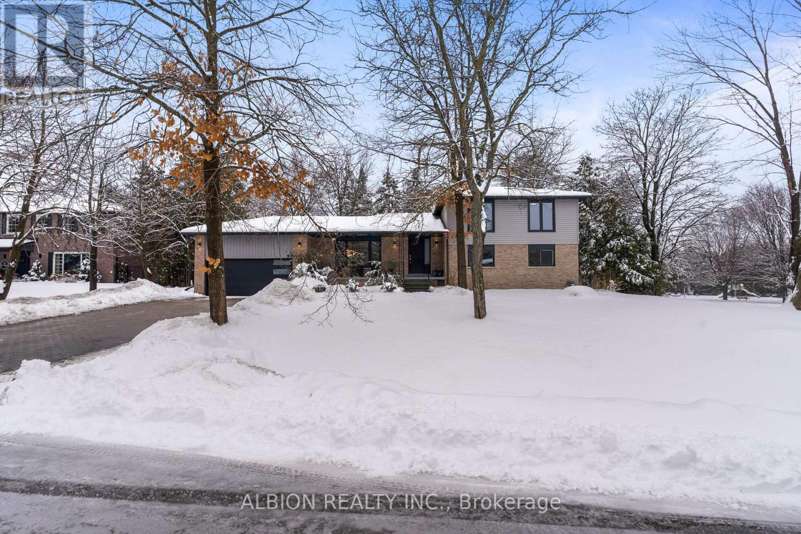 39 WESTVIEW CRESCENT, Caledon, Ontario