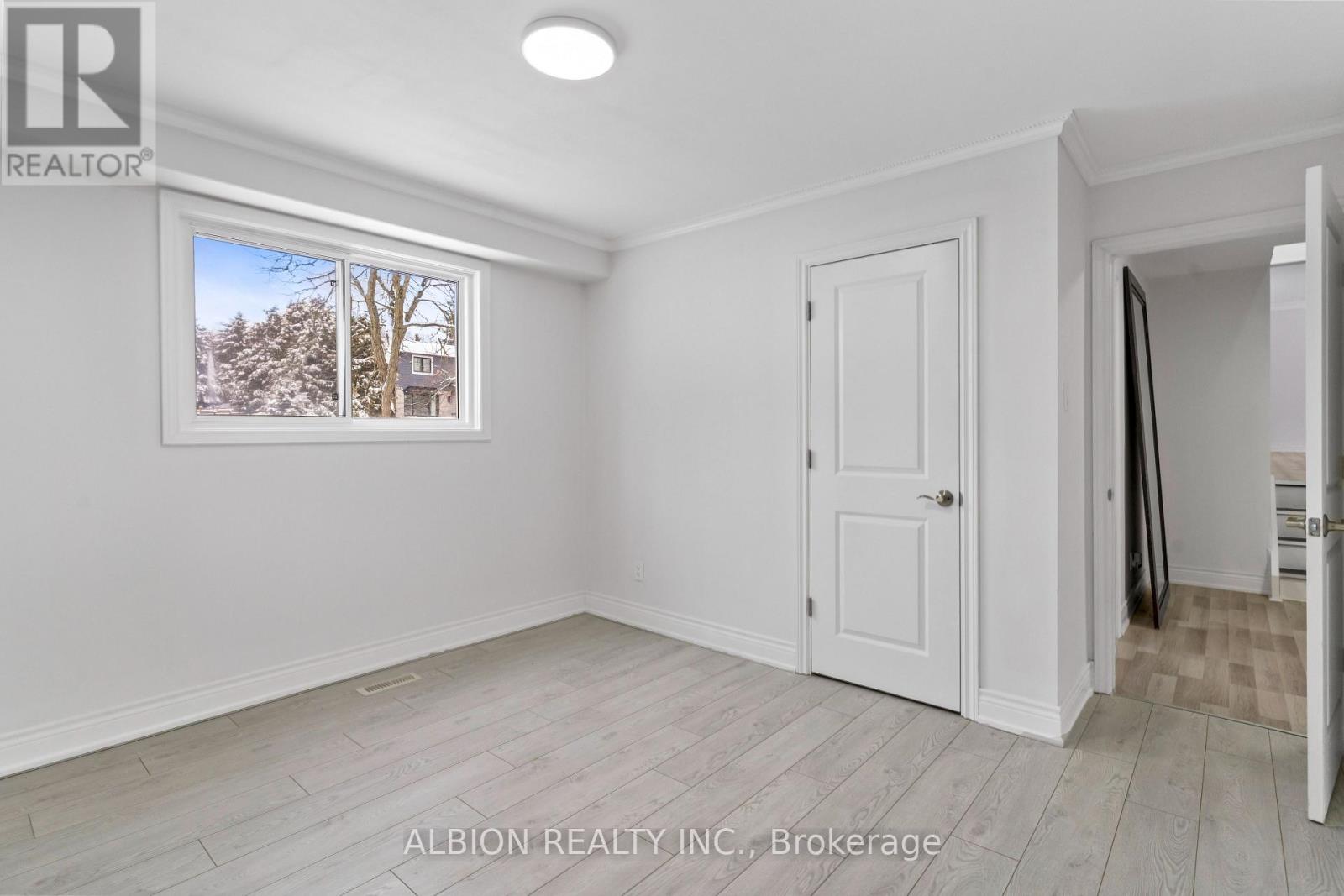 39 Westview Crescent, Caledon, Ontario  L7E 0E2 - Photo 24 - W12679138