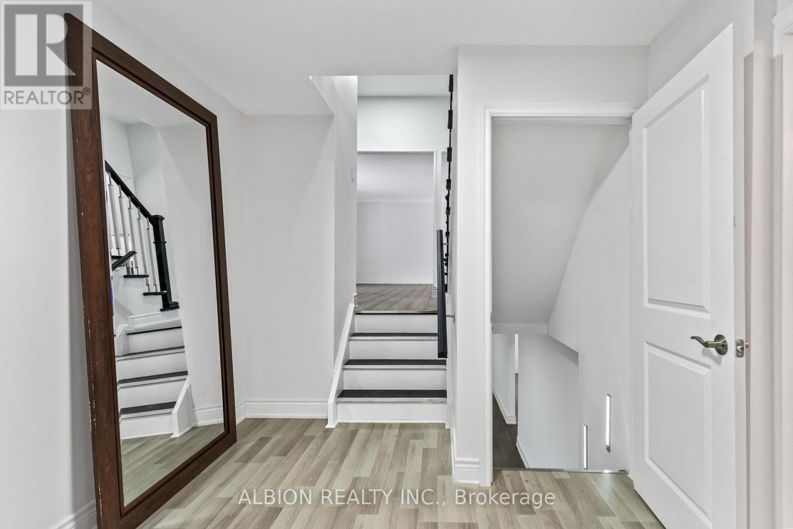 39 Westview Crescent, Caledon, Ontario  L7E 0E2 - Photo 27 - W12679138