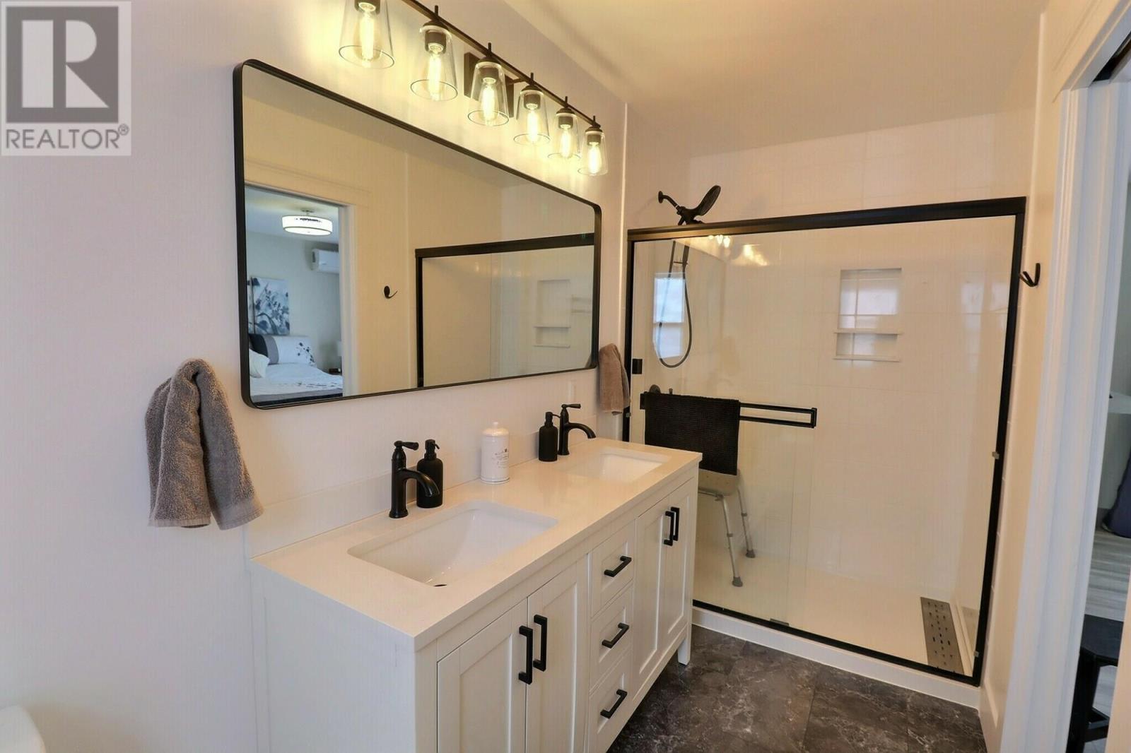 2 Argyle Street, Alberton, Prince Edward Island  C0B 1B0 - Photo 11 - 202600455