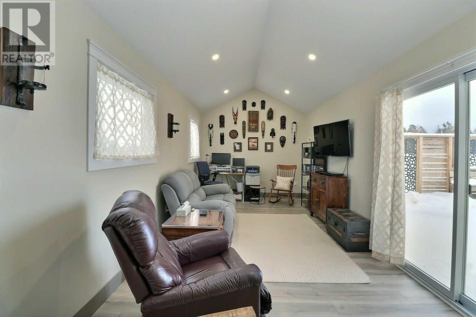 2 Argyle Street, Alberton, Prince Edward Island  C0B 1B0 - Photo 2 - 202600455