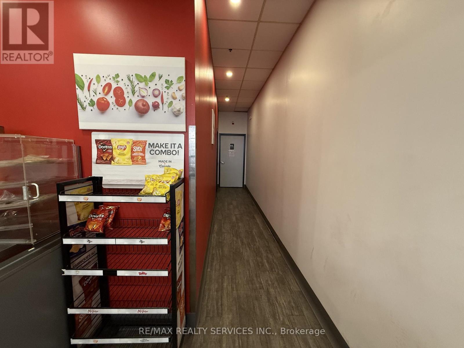 10 - 2255 Barton Street E, Hamilton, Ontario  L8H 7T4 - Photo 15 - X12679144