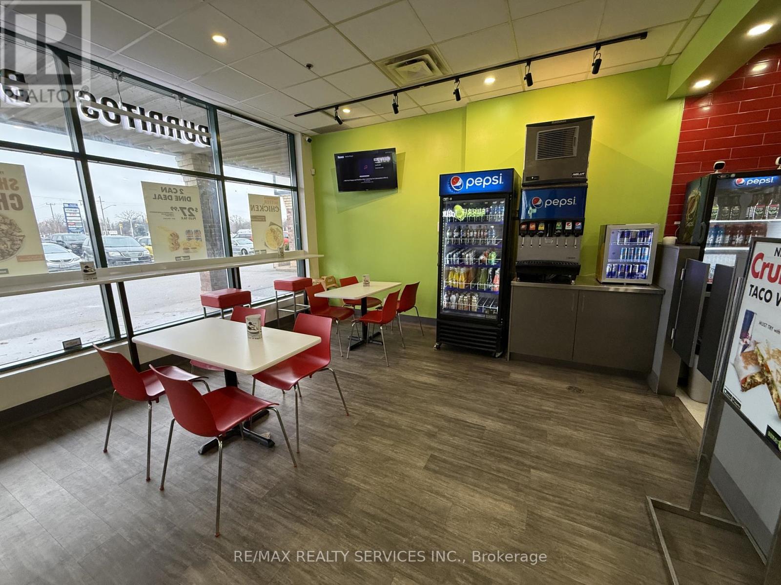 10 - 2255 Barton Street E, Hamilton, Ontario  L8H 7T4 - Photo 28 - X12679144