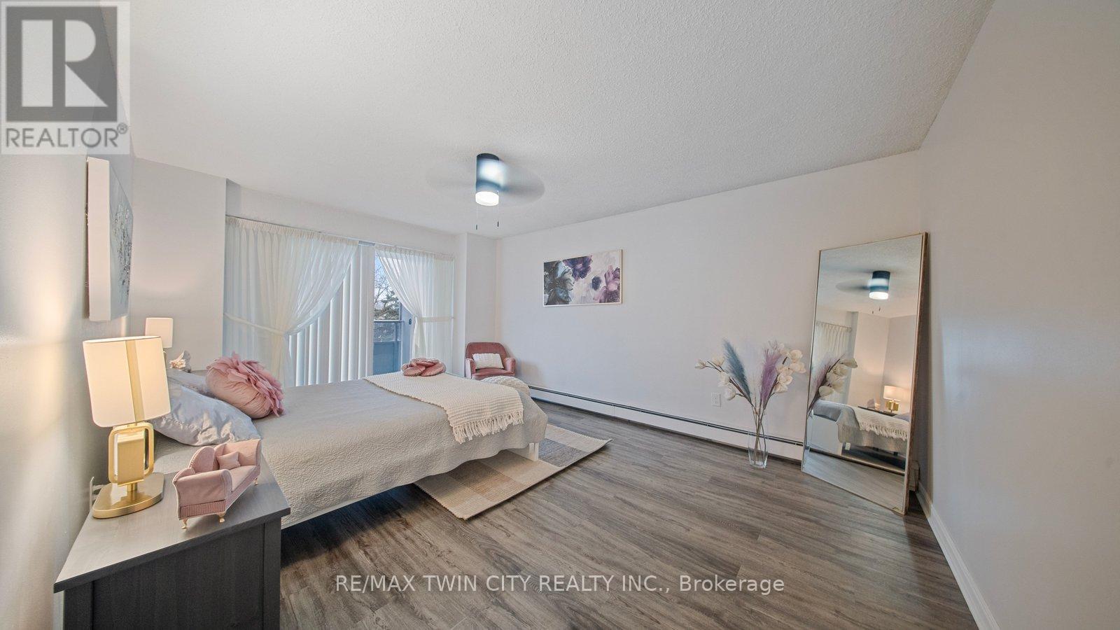 300 - 640 West Street W, Brantford, Ontario  N3R 6M3 - Photo 24 - X12679148