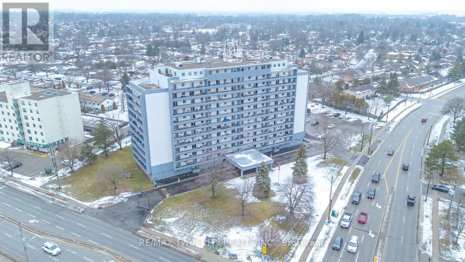 300 - 640 West Street W, Brantford, Ontario  N3R 6M3 - Photo 26 - X12679148