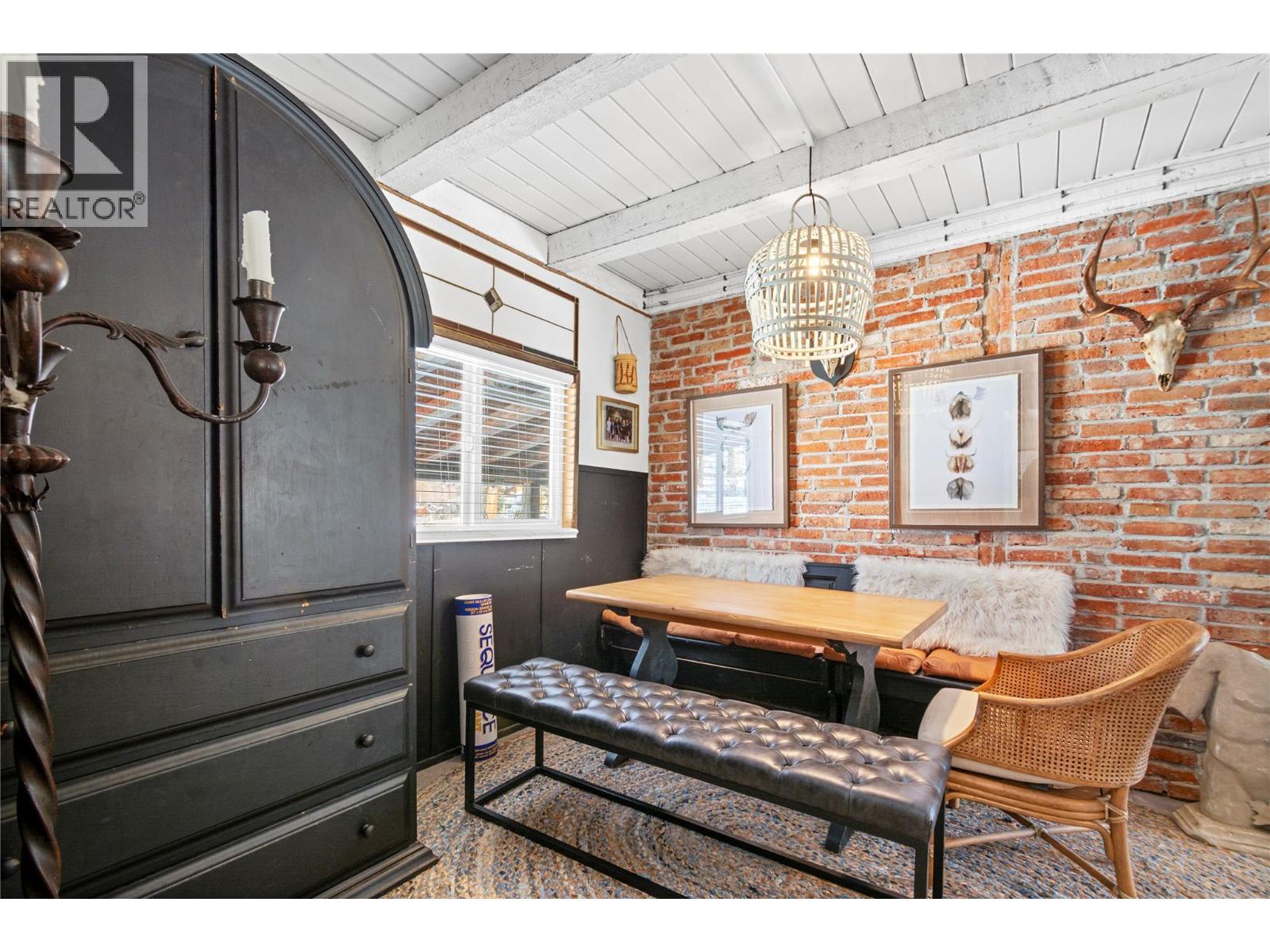 172 6th Street, Coalmont-Tulameen, British Columbia  V0X 1W0 - Photo 3 - 10371632