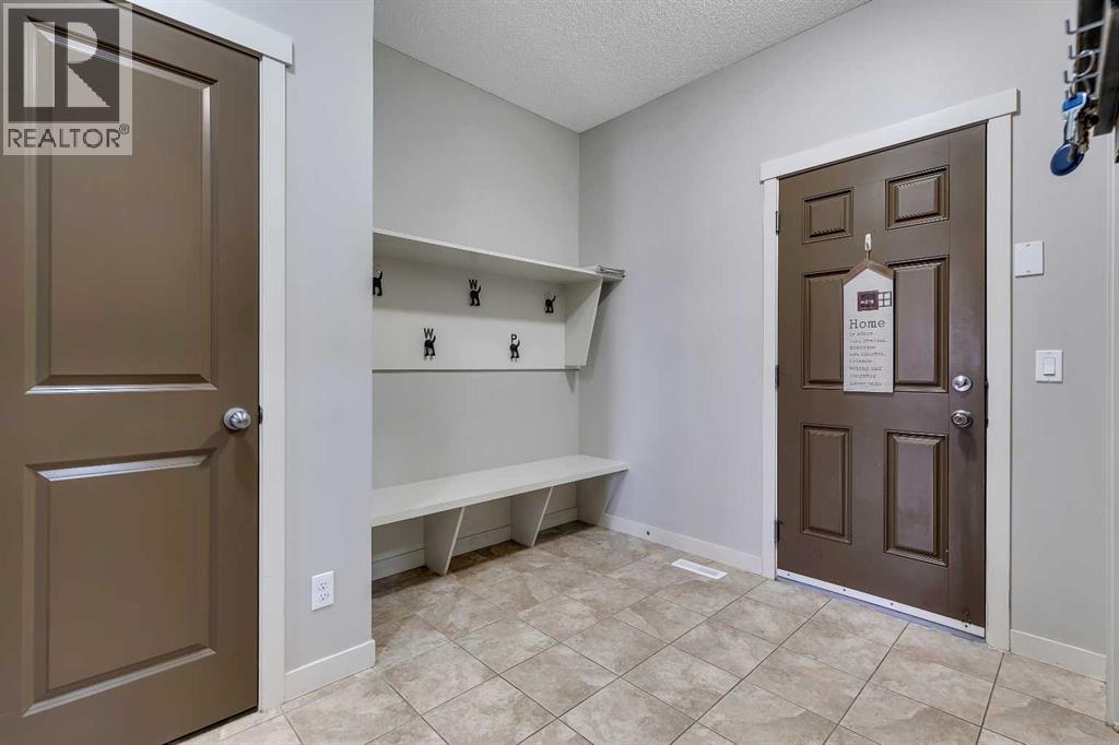 7 Westridge Green, Okotoks, Alberta  T1S 0J9 - Photo 6 - A2277775