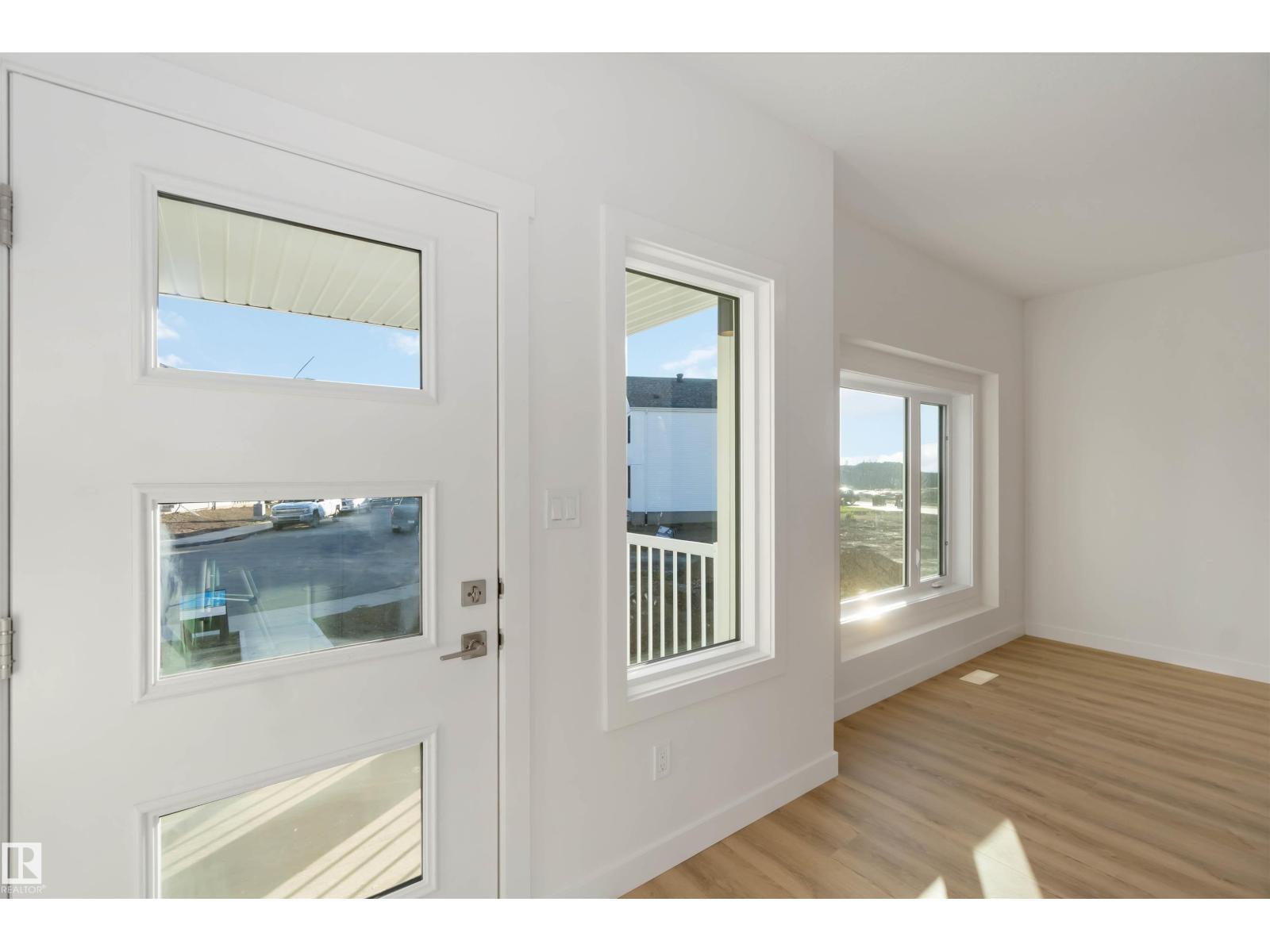 17306 6a St Ne, Edmonton, Alberta  T5Y 4J7 - Photo 6 - E4469494