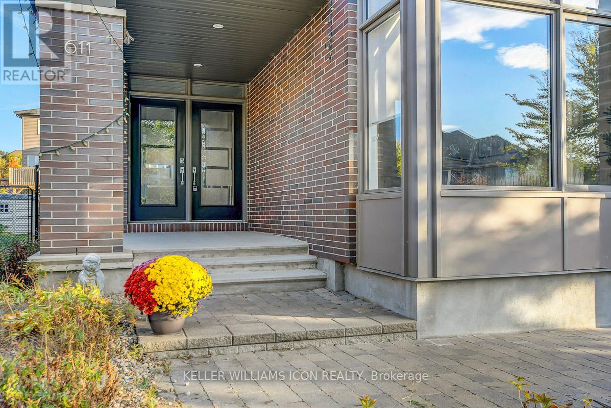 611 Gabriola Way, Ottawa, Ontario  K2T 0M2 - Photo 2 - X12679170