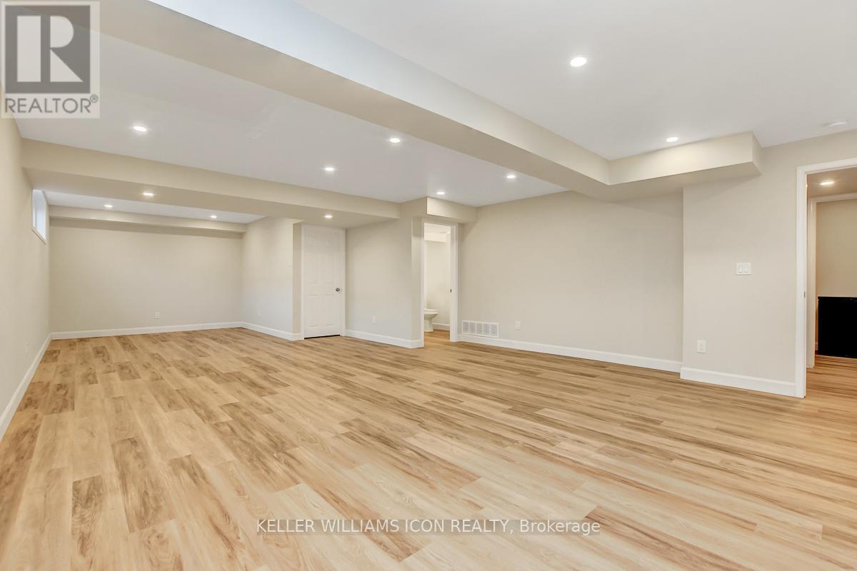 611 Gabriola Way, Ottawa, Ontario  K2T 0M2 - Photo 38 - X12679170