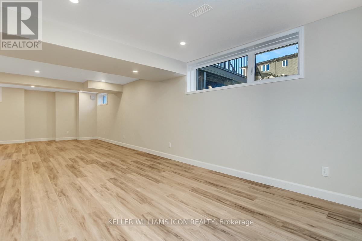 611 Gabriola Way, Ottawa, Ontario  K2T 0M2 - Photo 39 - X12679170