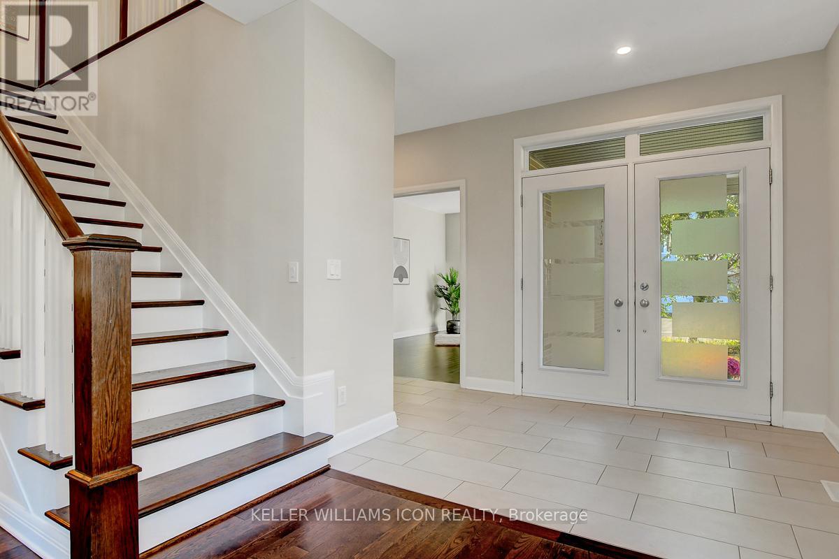 611 Gabriola Way, Ottawa, Ontario  K2T 0M2 - Photo 4 - X12679170