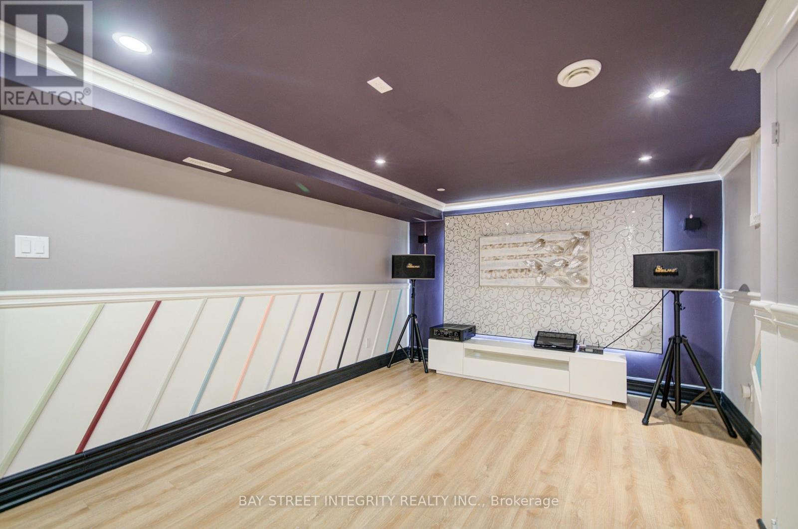 409 River Side Drive, Oakville, Ontario  L6K 3N6 - Photo 41 - W12674954