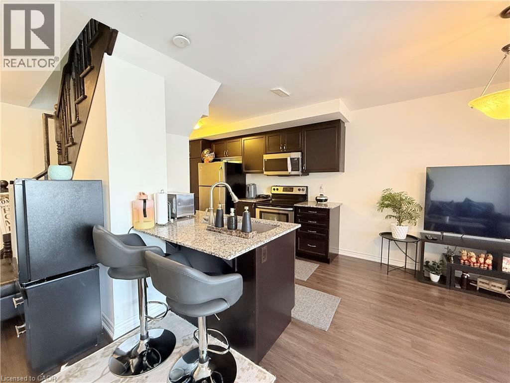 922 Apple Hill Lane, Kitchener, Ontario  N2R 0L7 - Photo 15 - 40797176