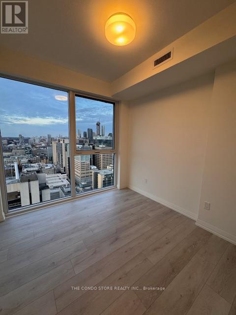 Lp02 - 280 Dundas Street W, Toronto, Ontario  M5T 1G2 - Photo 8 - C12679158